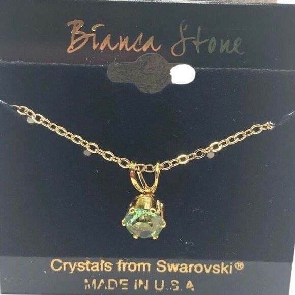 Bianca Stone Swarovski Crystal Dainty Green Crystal Pendant Necklace - Picture 6 of 6